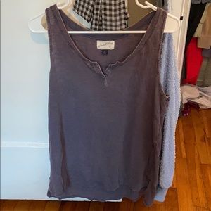 Grey tank
